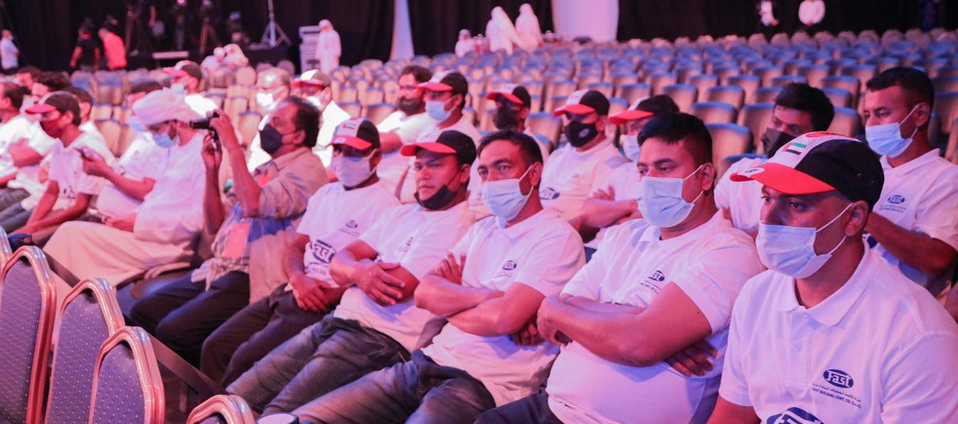 Workers Attend Sharjah Book Fair Lectures العمال يشاركون بمحاضرات معرض الشارقة للكتاب